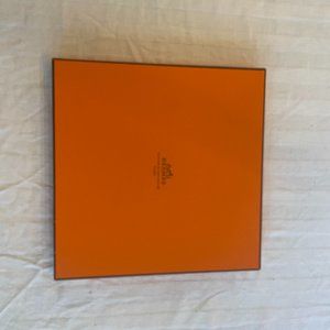 New in box Hermes Original New Orleans Creole Jazz silk scarf